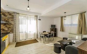 Apartament Andra